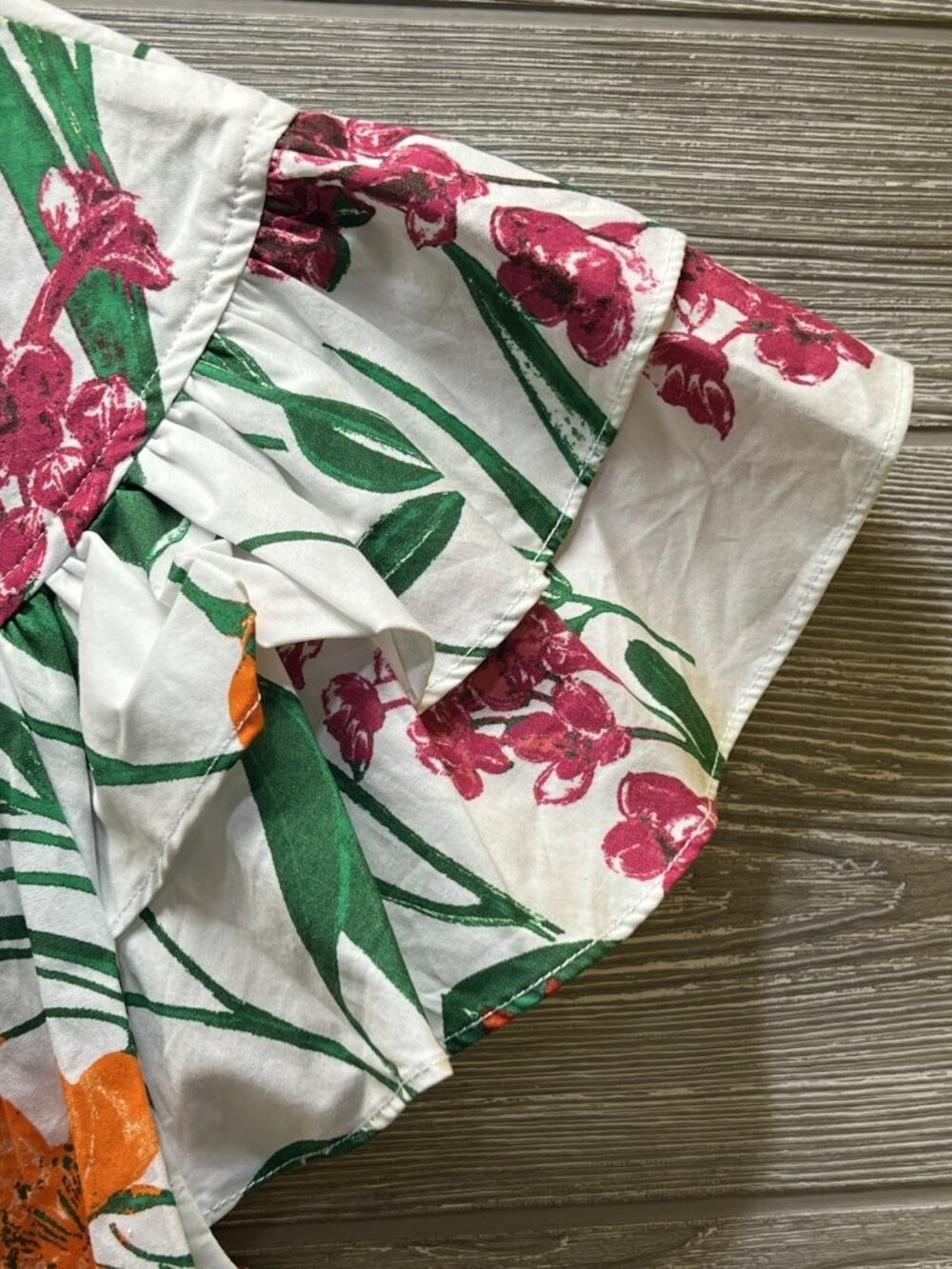 Sugarlips Floral Blouse Top NWT Size Medium Ruffle Sleeves Colorful Flowers - Picture 5 of 7